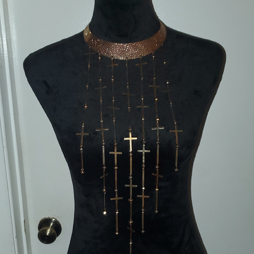 Elegant Gold Cross Necklace